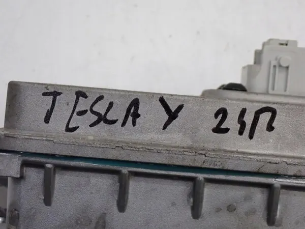 Module Batterie Tesla 1598486-00-F 7Ah Occasion image 9