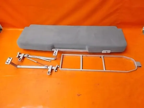 Couchette supérieure Renault T Range OEM 84530683 image 2