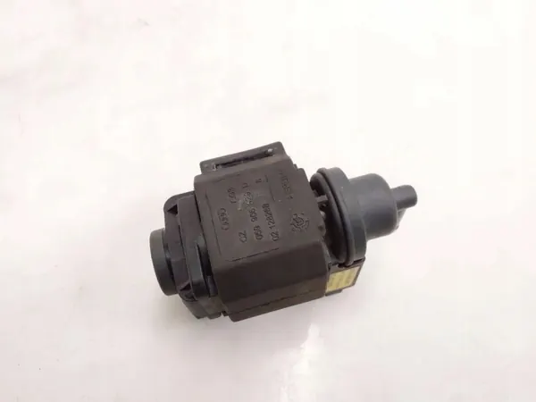 Válvula Solenoide Porsche OE 06M906609 - Usado image 4