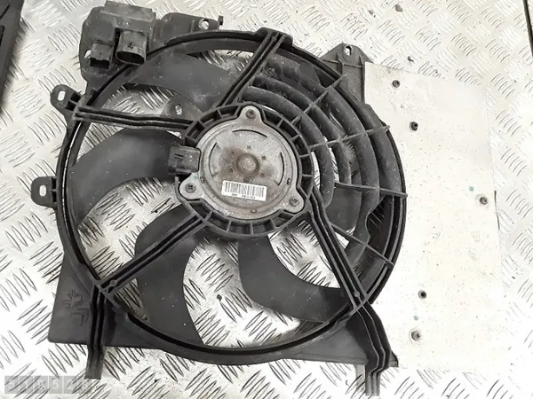 Radiatorventilator OEM 9682895680 met diffusor image 4