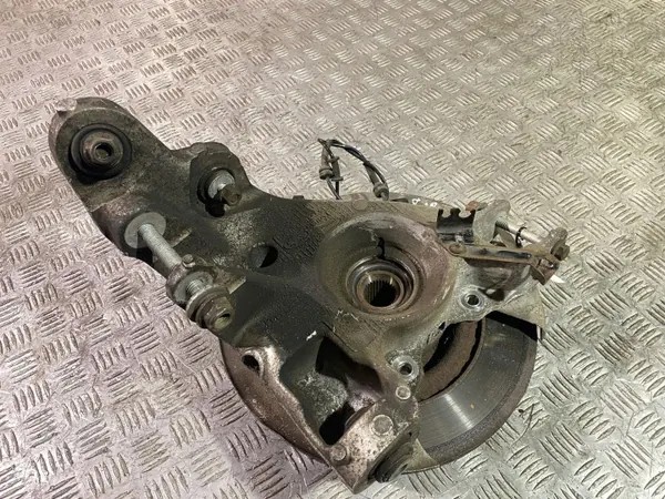 Jaguar XE 2017 Achterwielnaaf OEM UTO36827 image 5