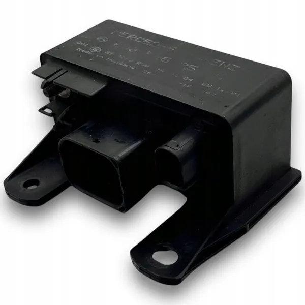 MERCEDES GLÖDPLUGG RELÄ A6461538491 image 2