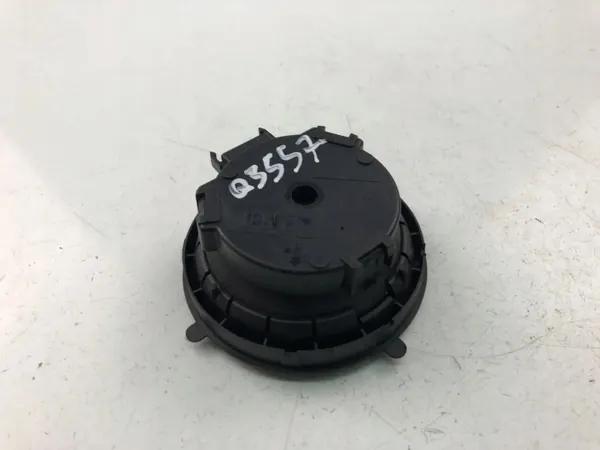Filtro de ar usado OEM 2641167 para VW Passat B7 image 2