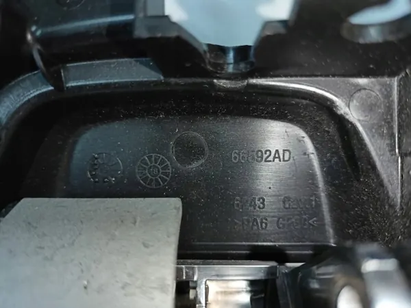 Puxador interior dianteiro esquerdo OEM 66592AD Jeep image 3