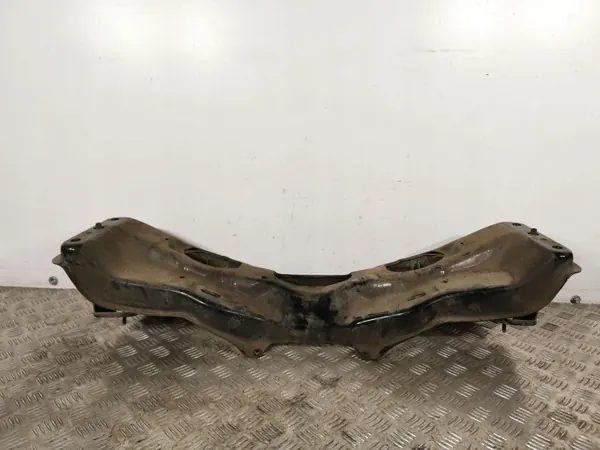Subaru Forester voorste skidrager OEM FBZ7802 image 3