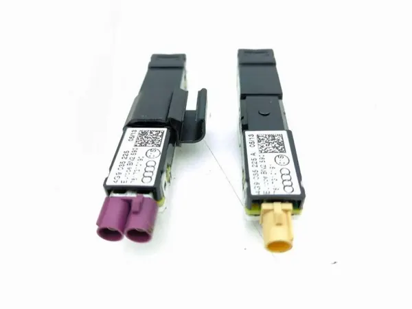 Antennivahvistin OEM BN2590 Audi A6 Avant 2006 image 3