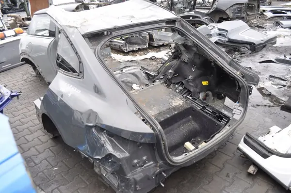 BMW I4 G26 Hinterer Kotflügel OEM 421706 - Links/Rechts image 2