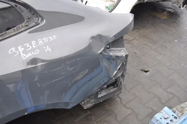 BMW I4 G26 Hinterer Kotflügel OEM 421706 - Links/Rechts image 10