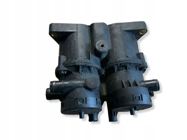 Begagnad BMW Oljeseparator OEM 2248284 7 E38 image 3