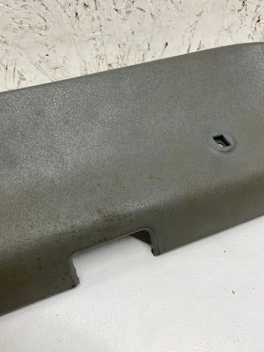 Volkswagen Multivan T4 pilaarbekleding OEM 705867246 image 4