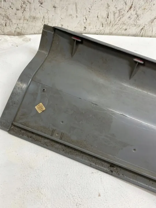 Volkswagen Multivan T4 pilaarbekleding OEM 705867246 image 6