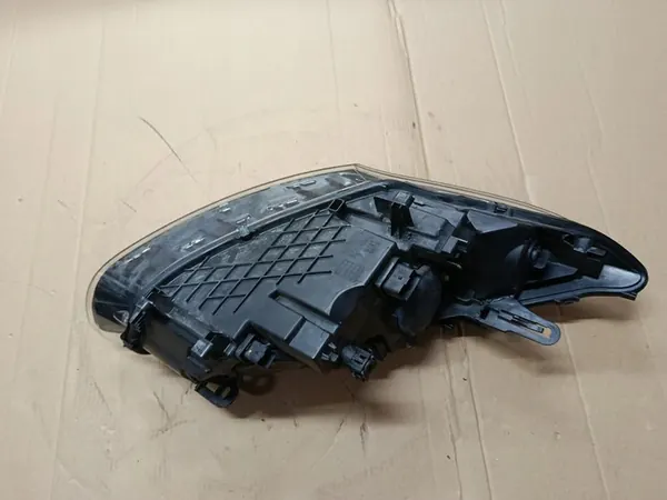 RENAULT MEGANE III LIFT 13- VASEN VALOTTAJARE REFLEKTORI OEM image 3