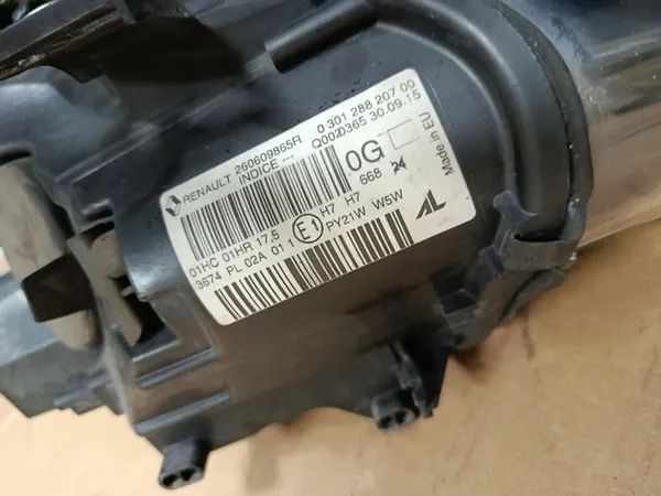 RENAULT MEGANE III LIFT 13- VASEN VALOTTAJARE REFLEKTORI OEM image 4