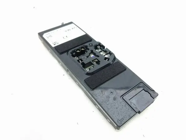 VW Antenneversterker OEM 5WA035741A - Gebruikt image 7