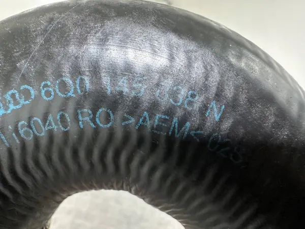 VW POLO IV 1.4 TDI Tubería de Admisión 6Q0145838N image 8