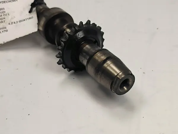 Pakopuolikampiakseli OEM 057109101BF Audi A8 D3 4.2 TDI image 5