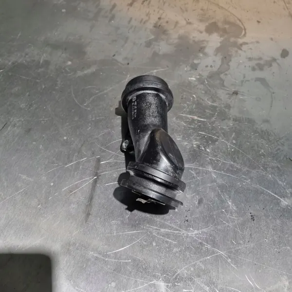 Pescoço de enchimento óleo OEM A6420108107 Mercedes image 2