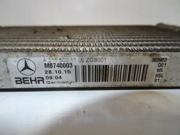 Refrigerador de aceite OEM 995001800 Mercedes W164/W211 image 3