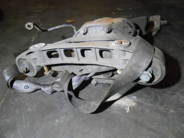 Mercedes Vito W639 takatela OEM 6393610105 image 6