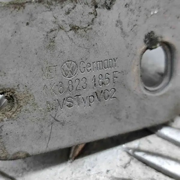 Huvsäkerhetslås VW CADDY IV 1K8823186F image 6