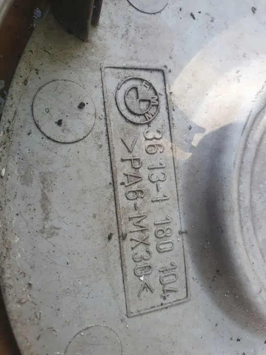 Tapa 3613-1180104 BMW image 2