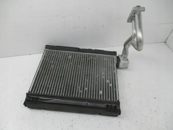 i-miev c-zero ion ilmastointihöyrystin - OEM-osat image 3