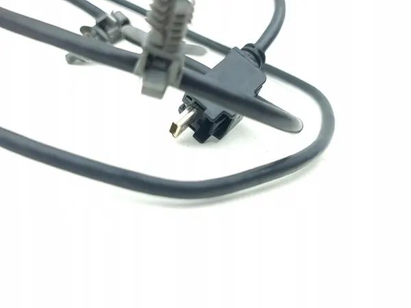 Porta USB Jeep Cherokee OEM 68225325AA - Usado image 6
