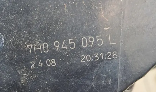 VW T5 7H0 03-09 Lámpara Trasera Izquierda OEM 7H0945095L image 2