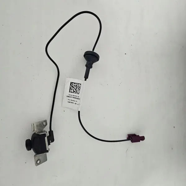 Caméra de recul Tesla Model X Plaid 2022 OEM 148792400E image 2