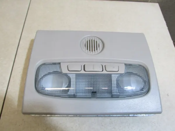 OEM LAMPKA KABINY PRZÓD FOCUS MK2 2005-2010 image 2