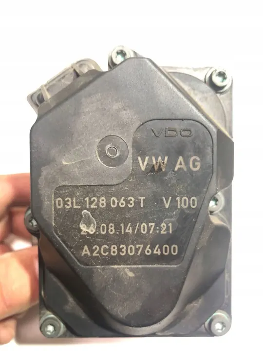 Audi OE 03L128063T Gasklephuis image 2