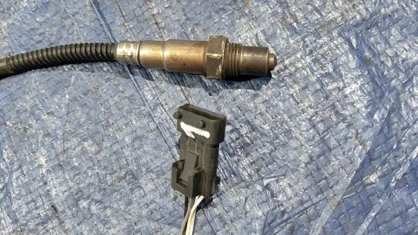 Sensor Lambda Volvo S60 V70 S80 XC70 2.0 2.4 2.5 image 2