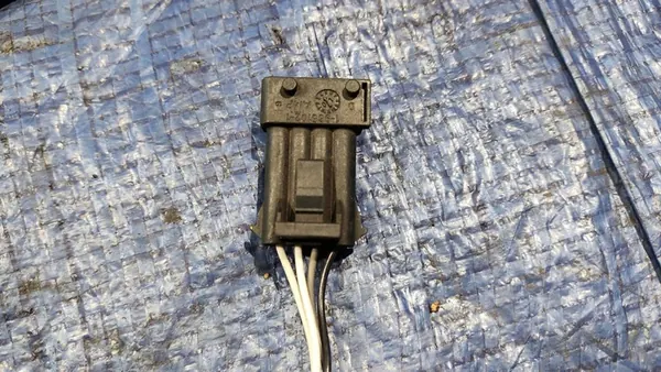 Sensor Lambda Volvo S60 V70 S80 XC70 2.0 2.4 2.5 image 3