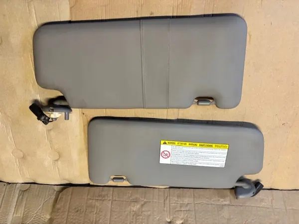Honda OE vänster solskydd OEM 06-11 Civic VIII Sedan image 3