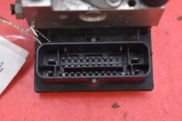Pompe ABS OEM 13282282FE pour Opel Corsa D 1.2 image 7