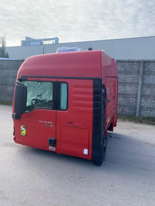 MAN TGX Schlafkabinenrahmen ohne Türen - Gebraucht image 4