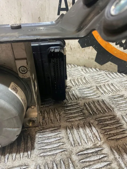 ABS Rempomp 5.7 DODGE RAM 1500 2019- image 3