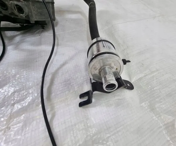 Reductor de gas Opel OEM 13487339 para Adam/Corsa E 1.4 image 3