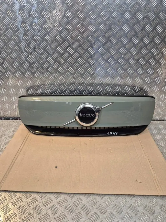 Framstötskålsgallertäck OEM 32337602 för Volvo XC40 image 2