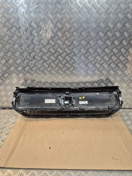 Framstötskålsgallertäck OEM 32337602 för Volvo XC40 image 3