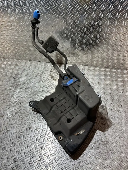 Tanque AdBlue OEM 4067411AD para Audi A4 B9 2.0 TDI image 2