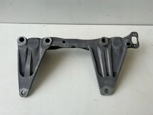 Support différentiel Mercedes Vito Viano 447 OEM 4473530000 image 2