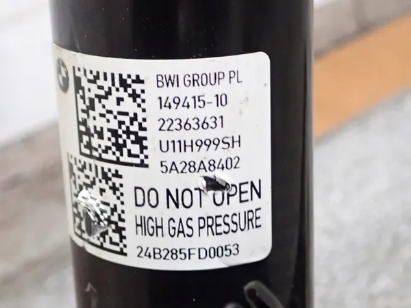 OEM 5A28A84 Pyöränkannatin Oikea Taka BMW X1 U11 image 8