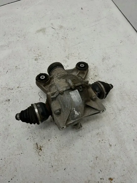 Bakre differential MOST HK83-4A213-FD 3.23 Velar L560 image 3