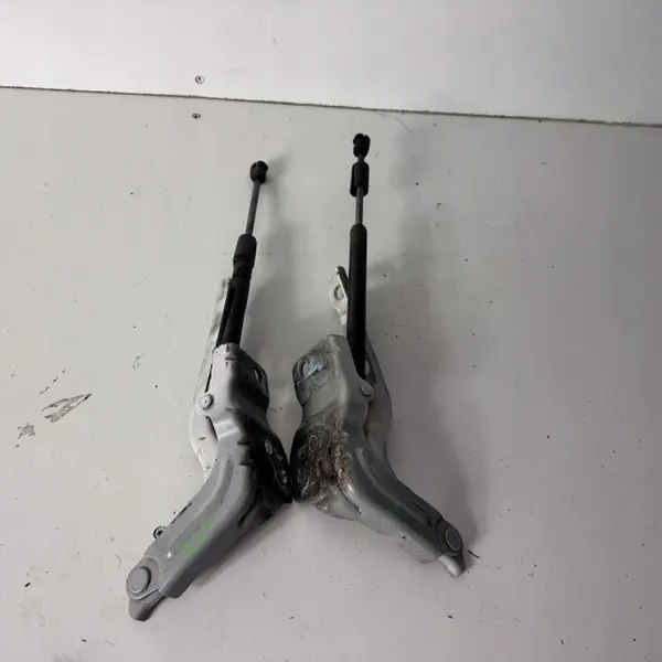Konepellitukijoukko OEM JPF811613Z000 Hyundai i40:lle image 2