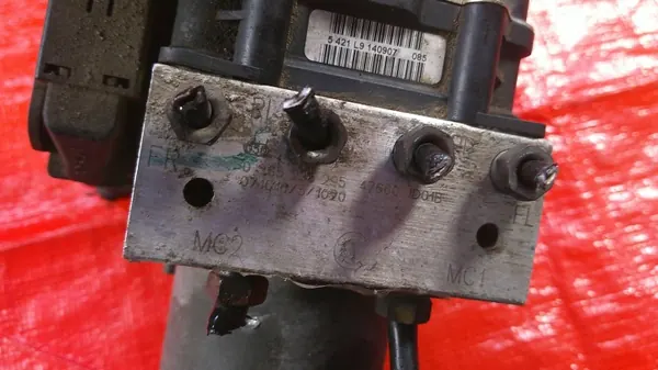 Nissan OE 47660-JD01B Käytetty jarrupumppu image 3