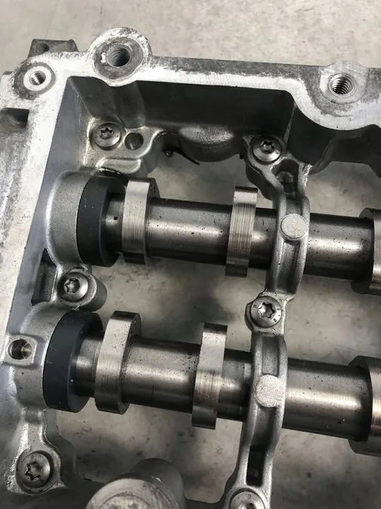 VW AUDI CARCAÇA DE ÁRVORE DE MANIVELA 04L103308L image 5