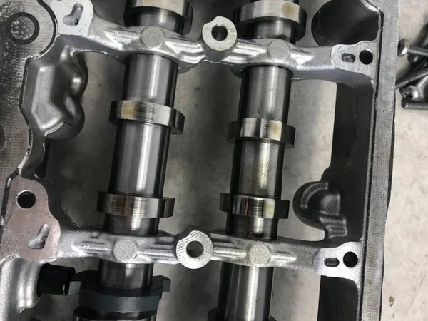 VW AUDI CARCAÇA DE ÁRVORE DE MANIVELA 04L103308L image 9