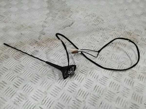 Kattoantenni OEM FRE56168 Dacia Duster II:lle image 2