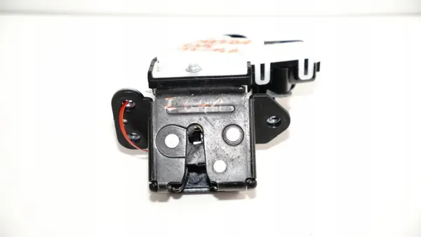 Mazda CX5 12-15 Kofferbakslot OEM 360165099 image 4